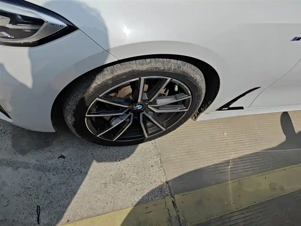 BMW 3 Series 2022 325Li M Sport Package фото 25