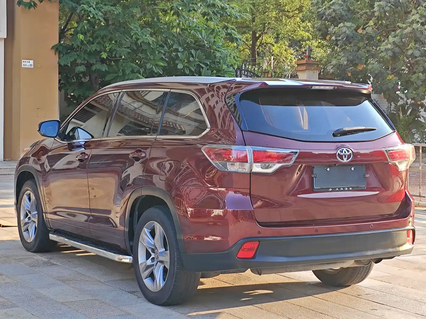 Toyota Highlander 2015 2.0T FWD Luxury Edition 7-seater фото 6