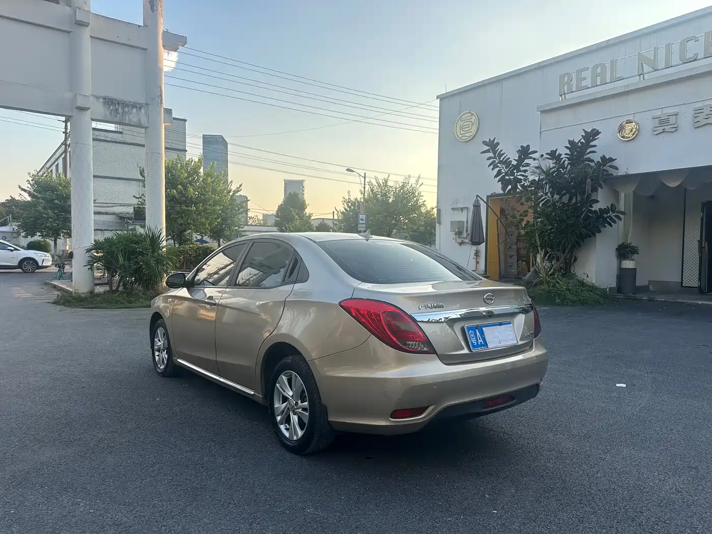 GAC Trumpchi Trumpchi GA3S Vision 2014 1.6L Automatic Luxury ESP Edition фото 7