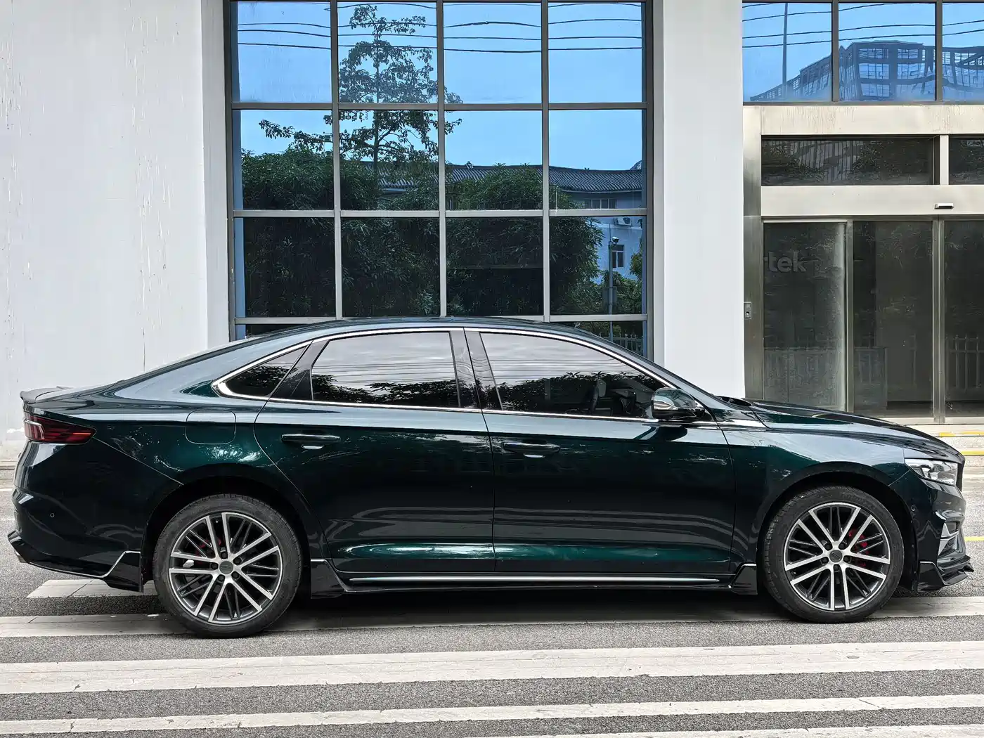 GEELY AUTOMOBILE XINGRUI