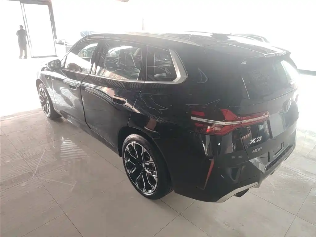 BMW X3 2025 xDrive30L Premium M Sport Package фото 23