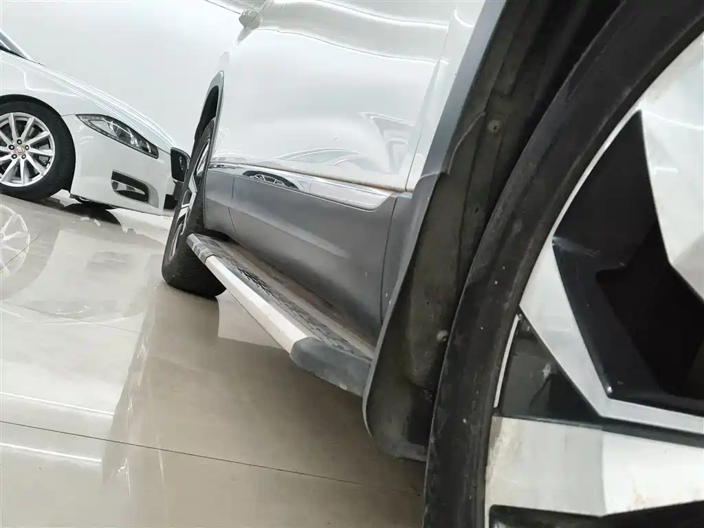 Volkswagen Tayron 2019 330TSI 2WD Luxury China V фото 19