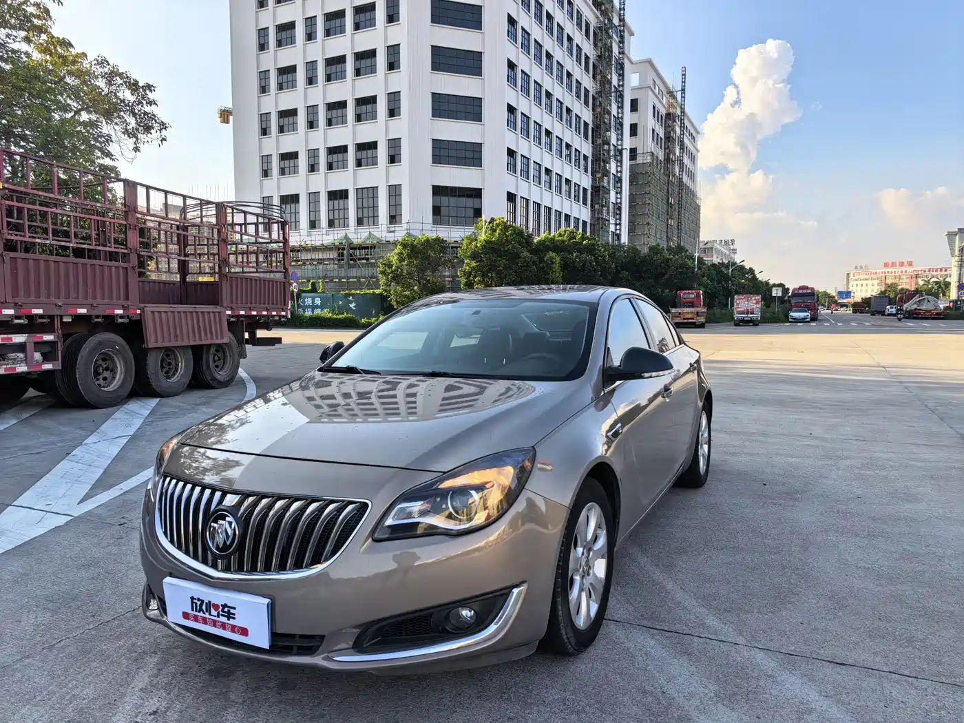 Buick Regal 2015 1.6T Leading Tech Edition