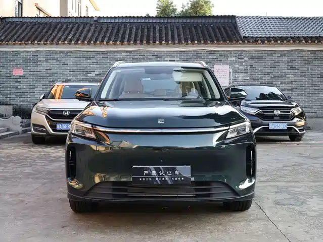 Landian E5 PLUS 2025 120km Standard Travel Custom Edition 7-seater — фото 2