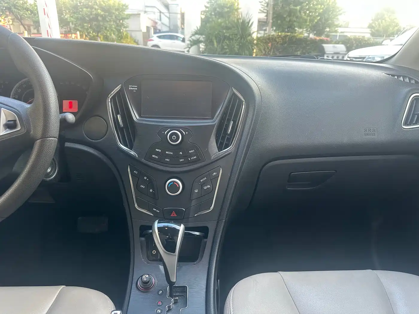 GAC Trumpchi Trumpchi GA3S Vision 2014 1.6L Automatic Luxury ESP Edition фото 18