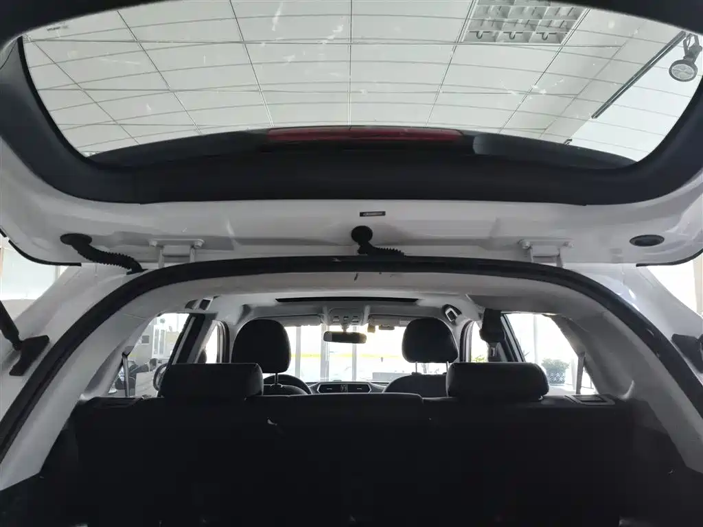 Haval H2 2017 Red Label 1.5T Manual 2WD Comfort фото 18