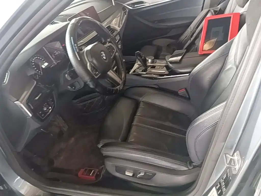 Фото 11 - BMW 5 Series (Import)