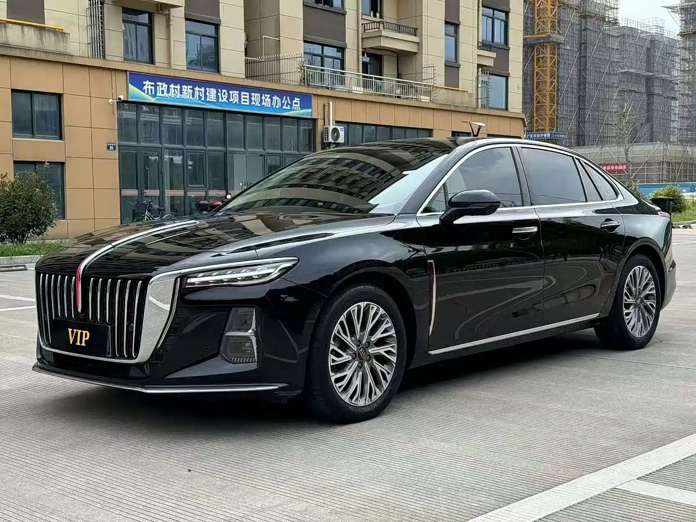 Hongqi H5 2025 2.0T Automatic Flag Celebration 500,000 Units Anniversary Edition