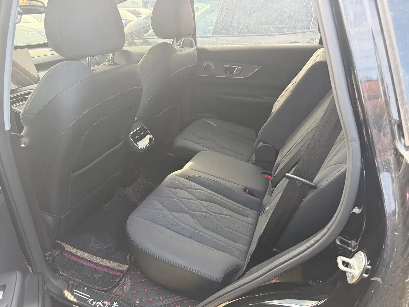 Chery Fengyun Fengyun T8 2025 2025 Model 1.5T 130km Luxury 5-Seater