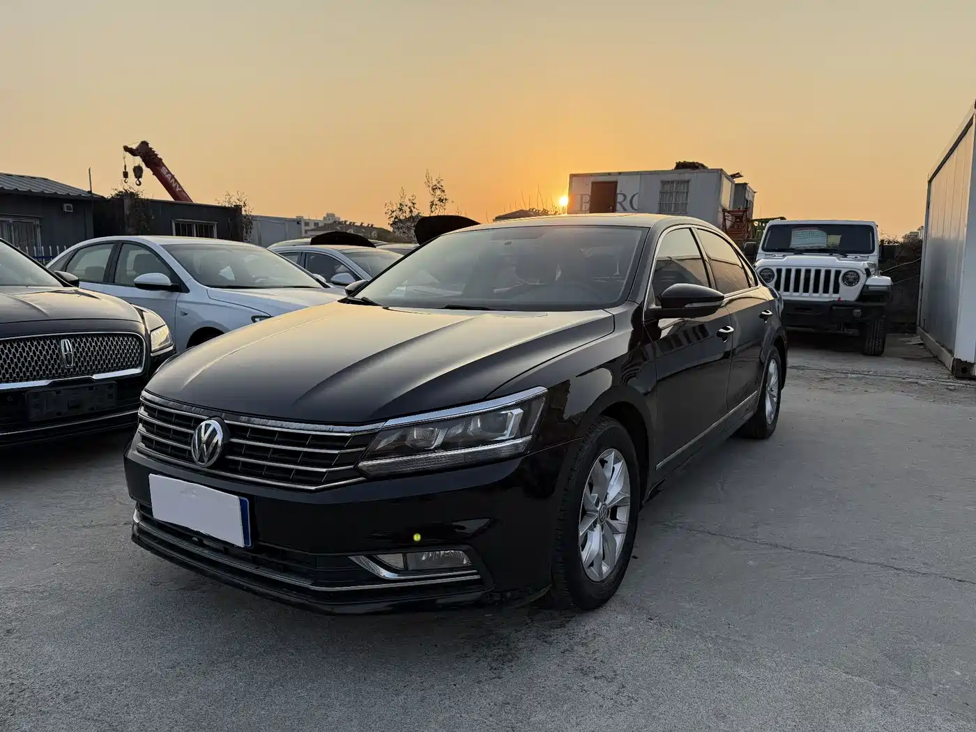Volkswagen Passat 2016 280TSI DSG Honor Edition