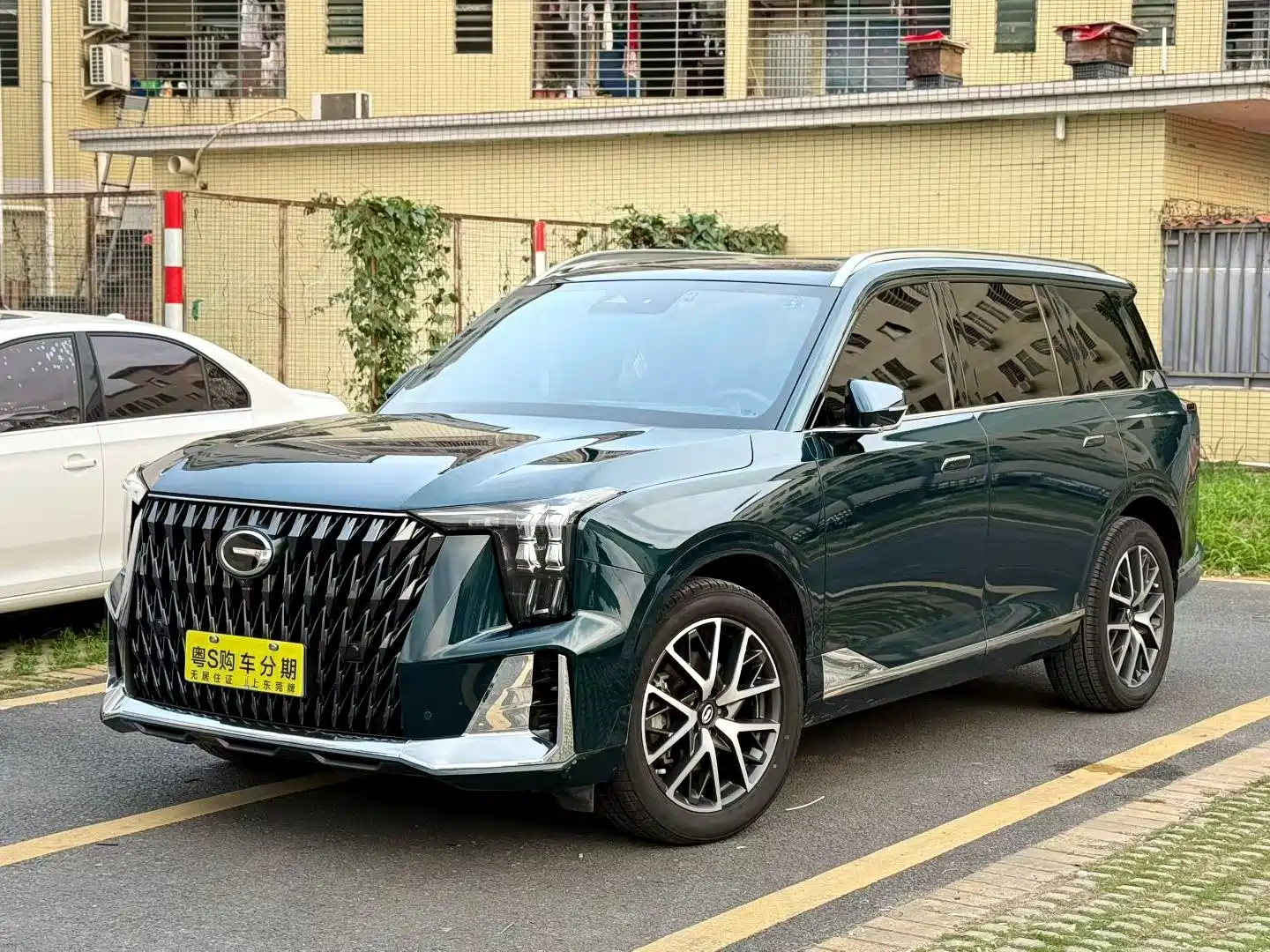 Photo 3 - GAC Trumpchi GS8