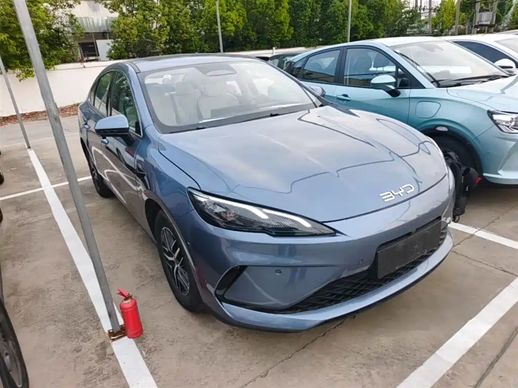 BYD Hai Bao 05 DM-i 2025 DM-i Smart Driving Edition 120KM Flagship фото 4