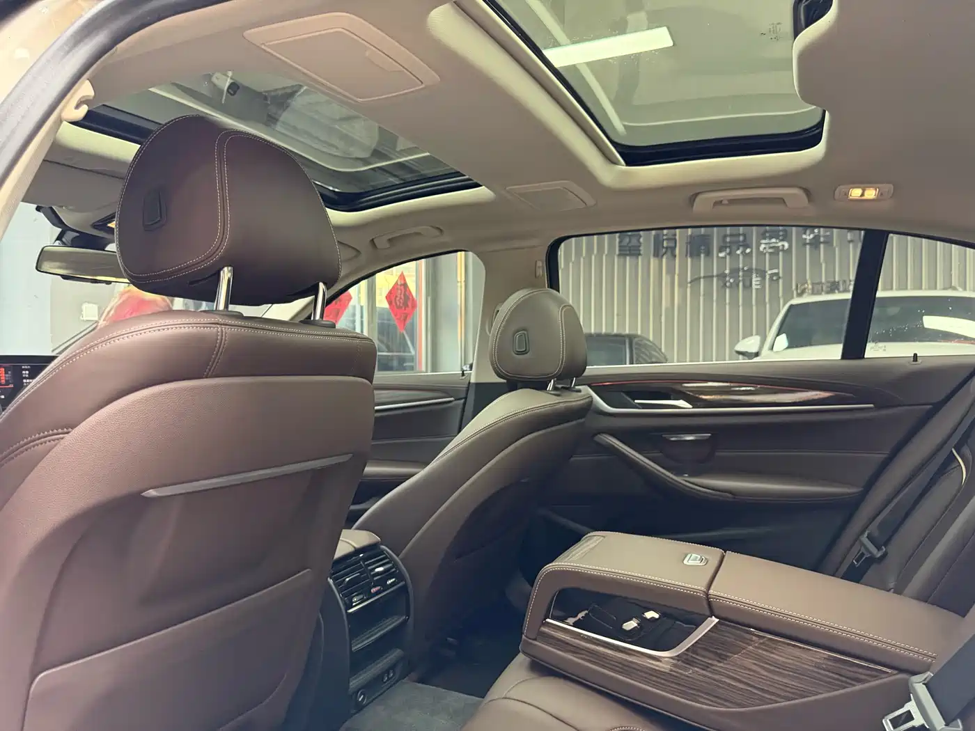 BMW 5 Series 2020 530Li xDrive Luxury Package фото 23