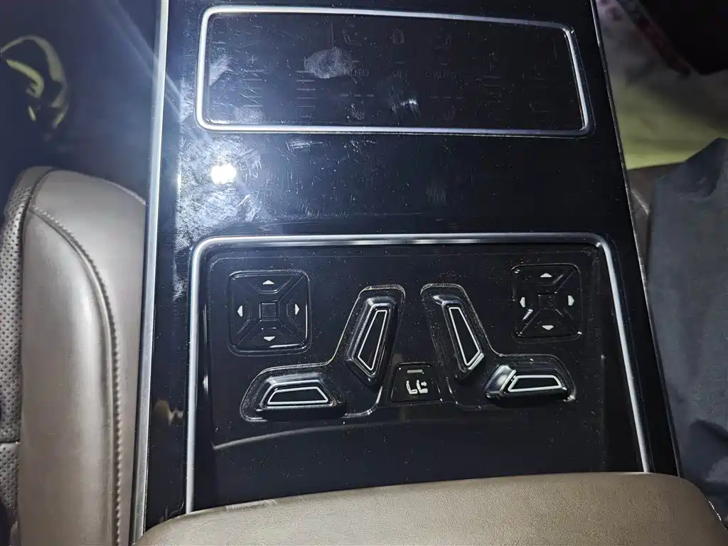 Audi A8 2021 A8L 50 TFSI quattro Comfort фото 12
