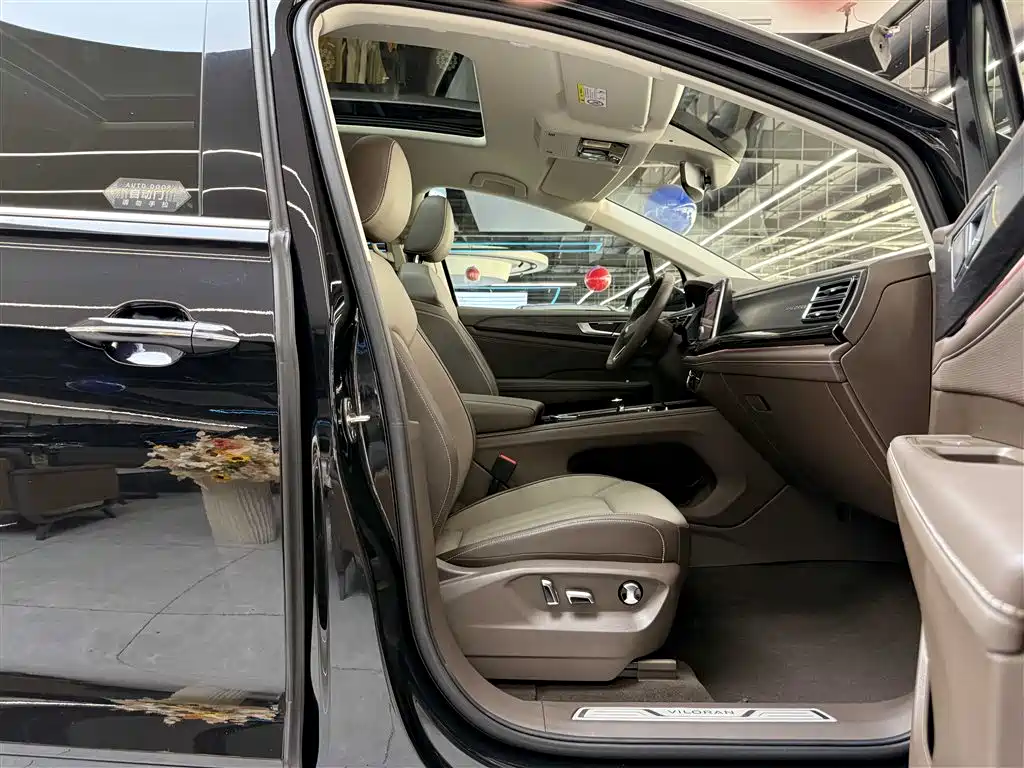 Volkswagen Viloran 2024 380TSI Prestige Edition фото 10