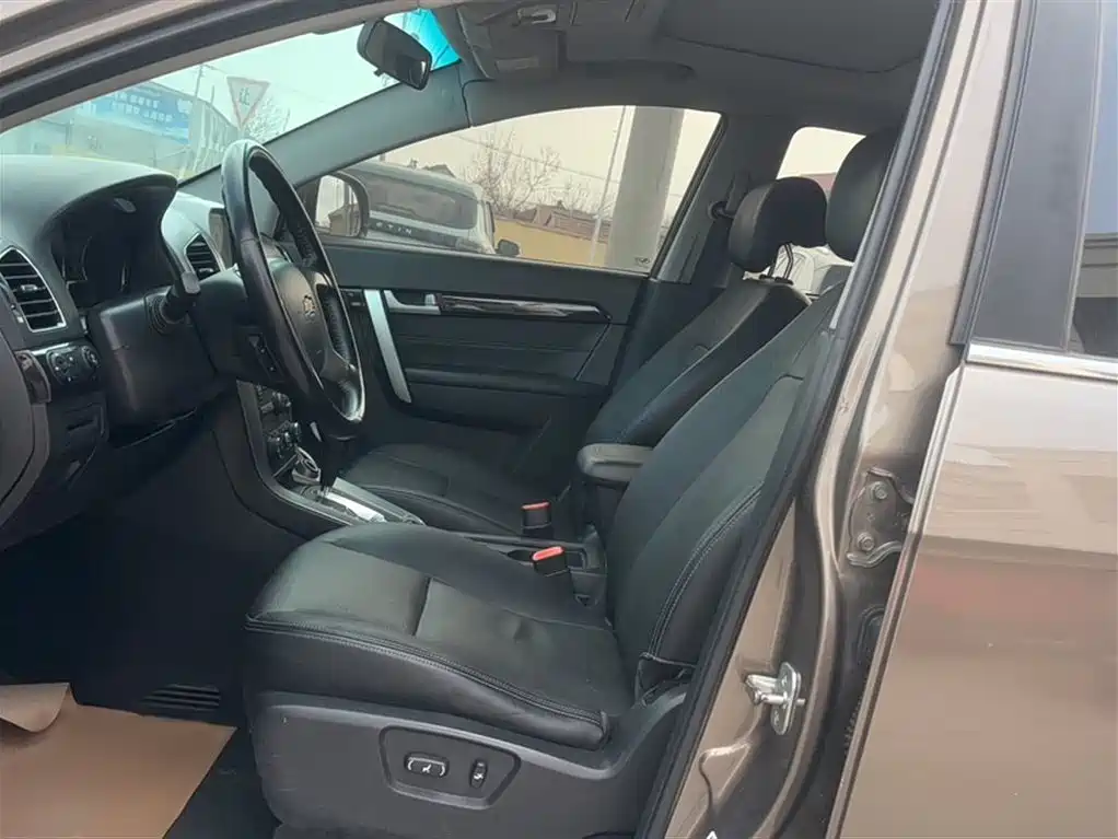 Chevrolet Captiva 2017 2.4L 4WD Flagship Edition 7-Seater фото 13
