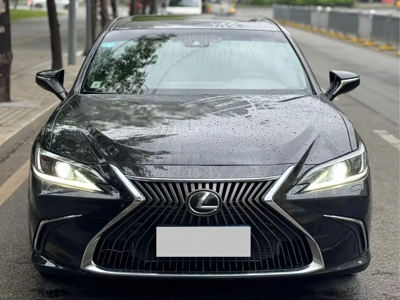 Lexus ES 2020 200 Excellence фото 2