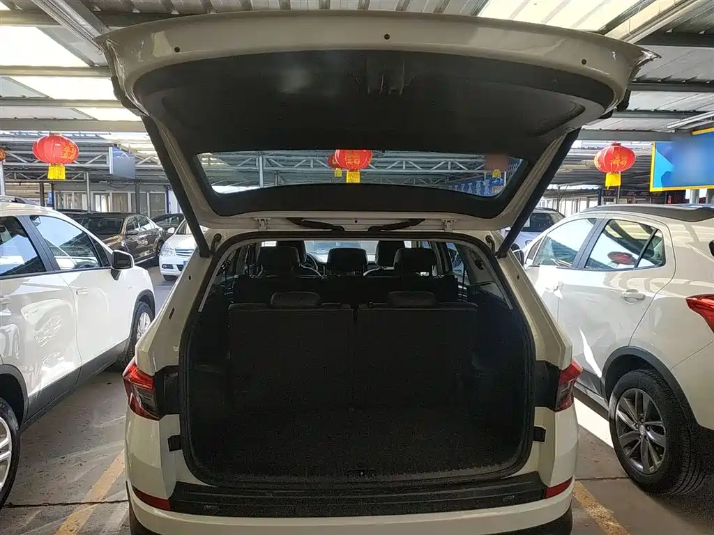 Škoda Kodiaq 2017 TSI330 7-seater 2WD Luxury Edition фото 19