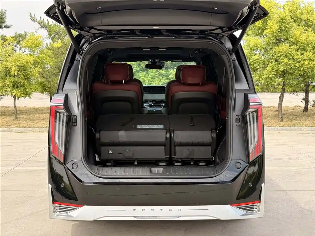 GAC Trumpchi Trumpchi M8 2025 Model Master Series Super Hybrid Edition фото 34