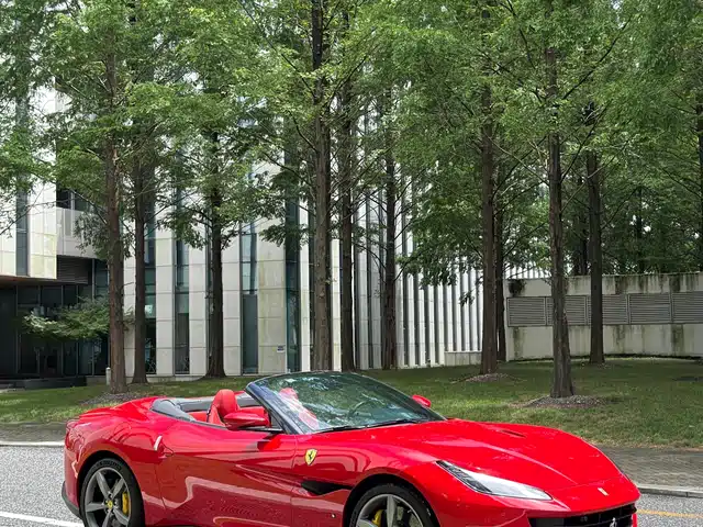 FERRARI PORTOFINO