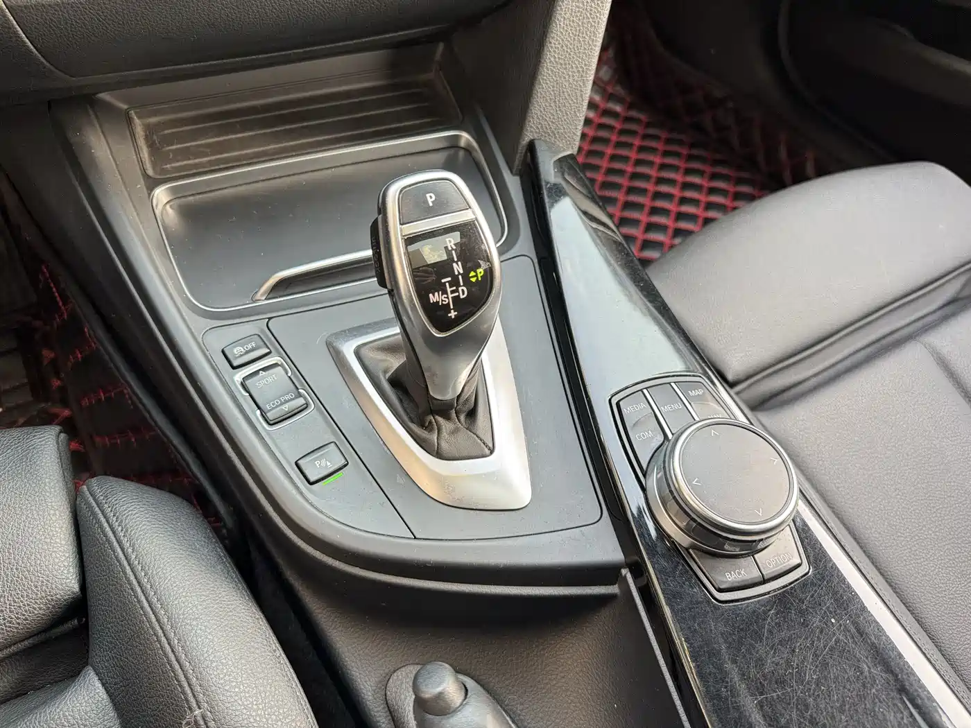 BMW 3 Series 2018 320Li Leading M Sport Package фото 19