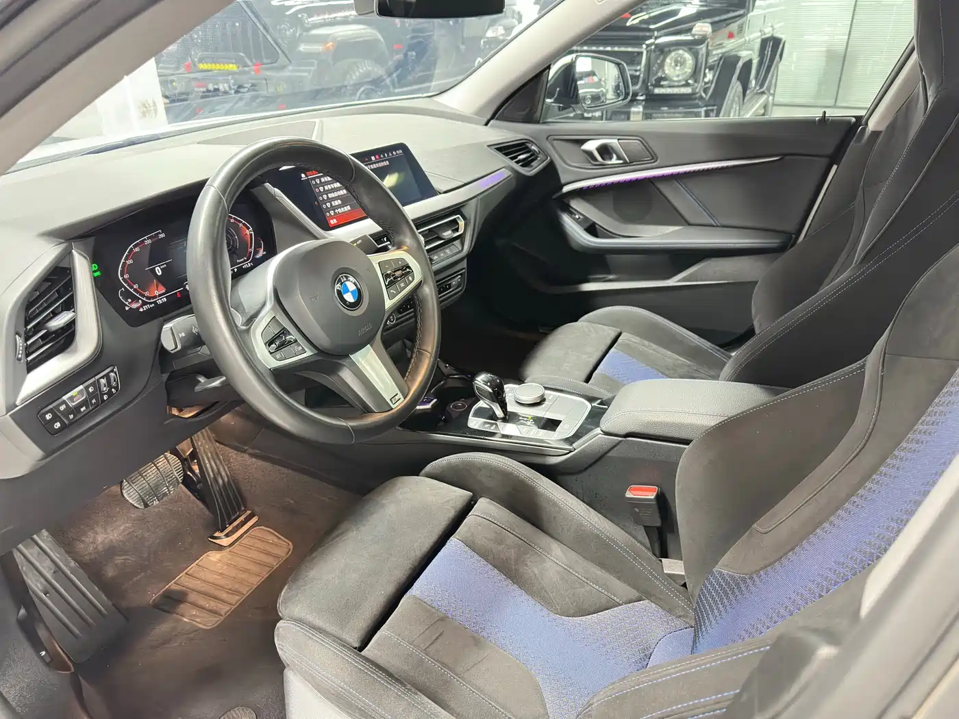 BMW 2 Series (Import) 2023 Facelift 225i 4-Door Coupe M Sport Shadowline Package фото 8