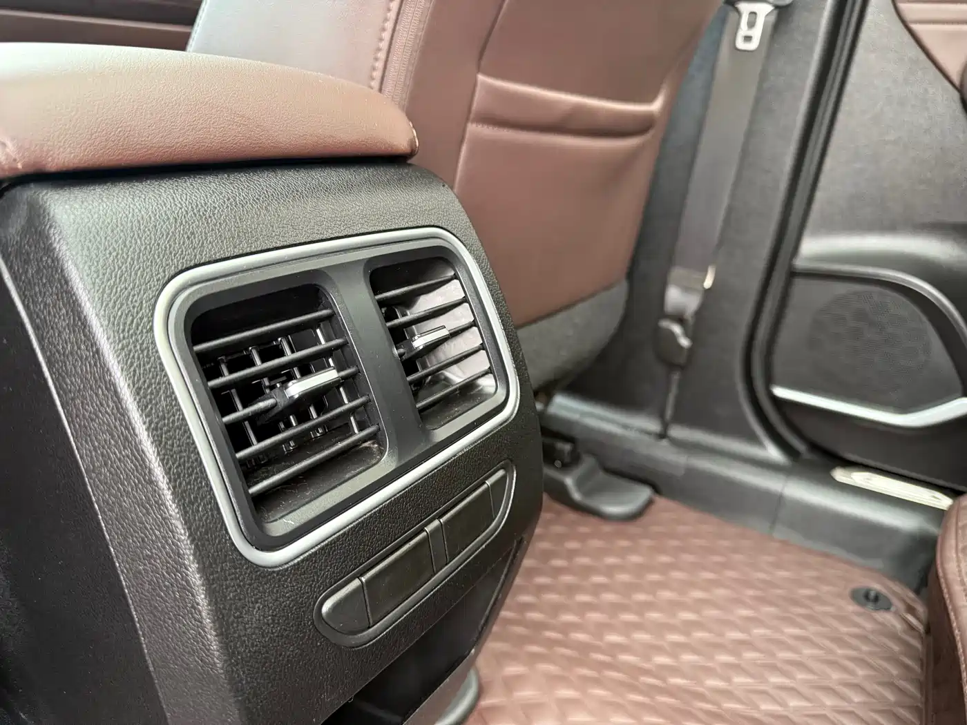 Haval F7 2020 2020 2.0T 2WD i-Style