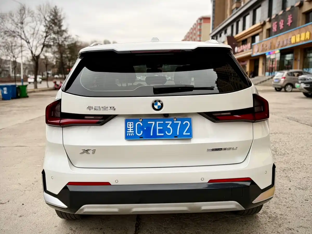 BMW X1 2023 sDrive20Li X Design Package фото 5