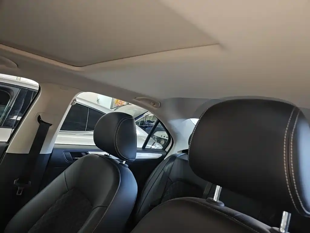 صورة 18 - Škoda Rapid
