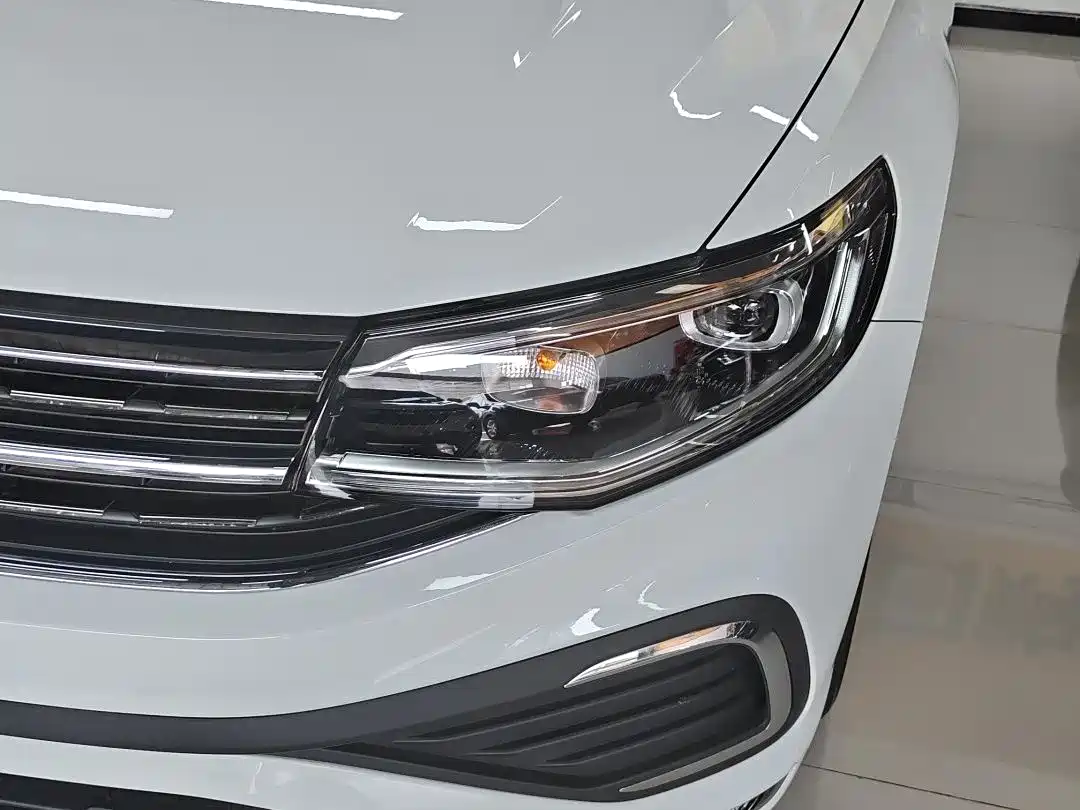 Volkswagen Bora 2025 200TSI DSG Joy Ride Navigation Edition фото 7