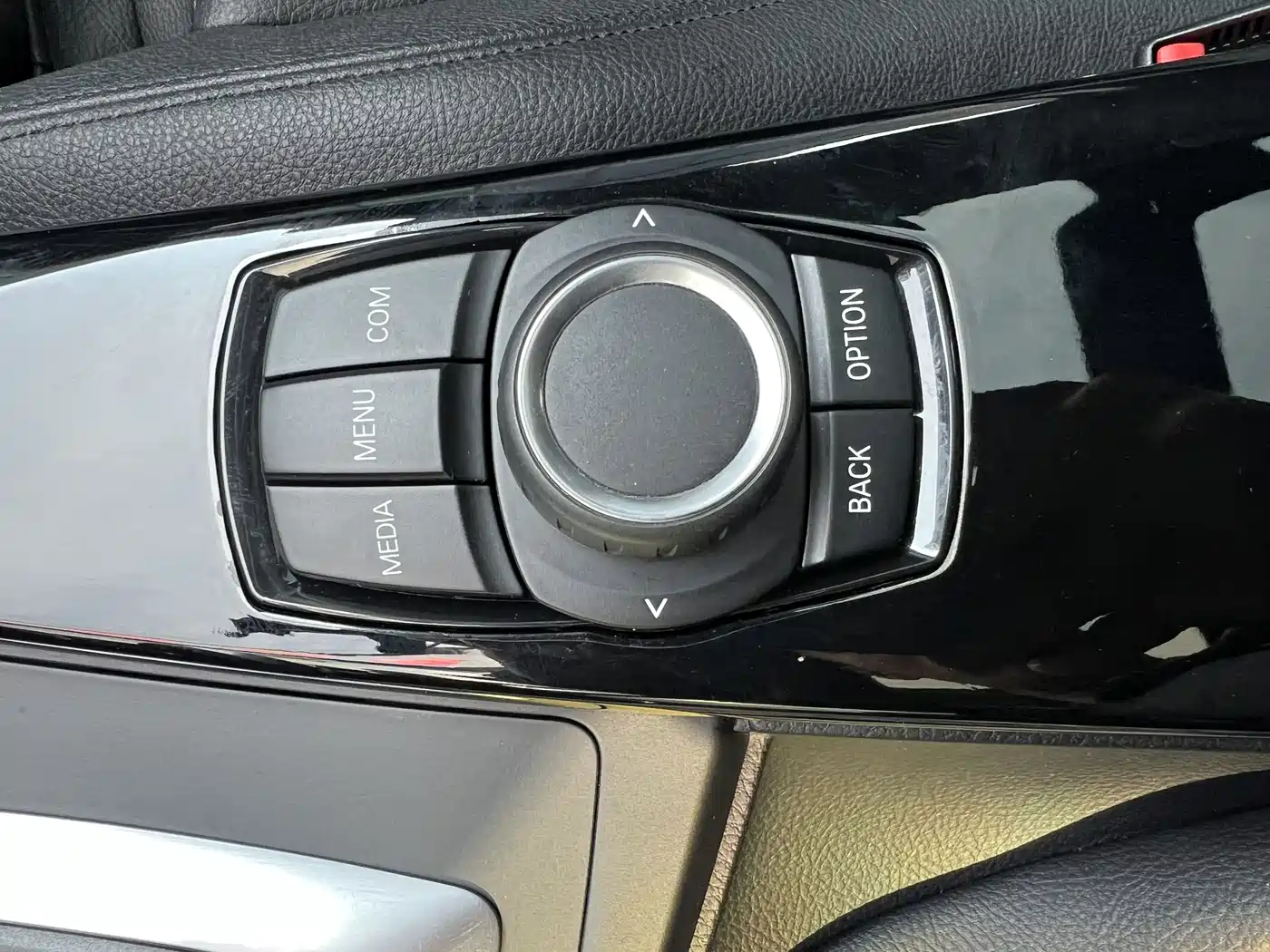 BMW 3 Series GT 2018 320i Luxury Design Package фото 34