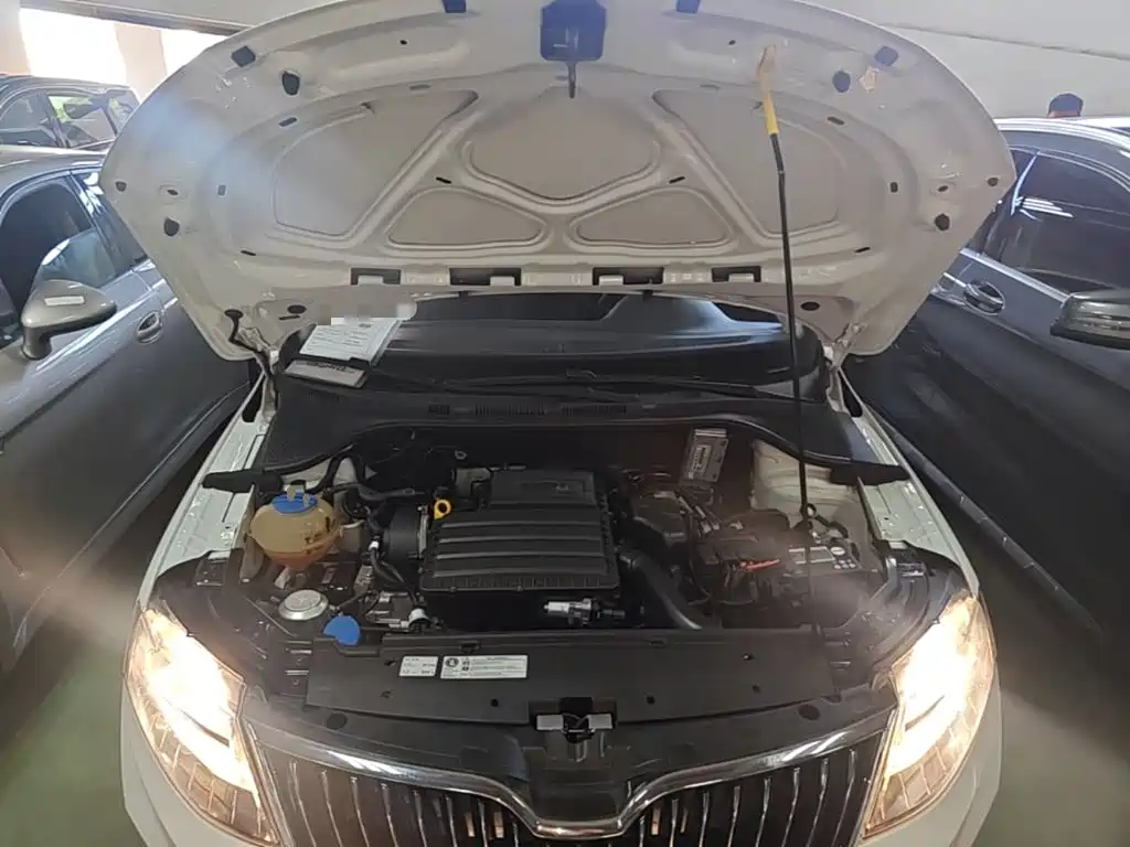 Škoda Rapid 2020 2019 1.5L Automatic Comfort Version China VI