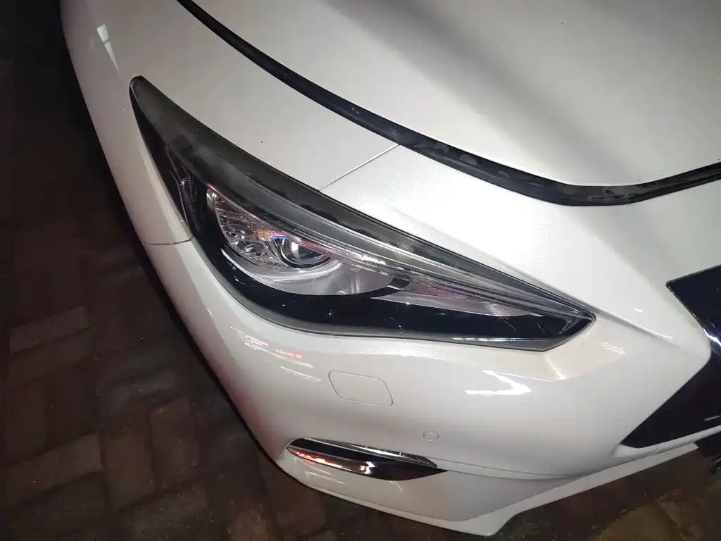 Infiniti Q50L 2018 2018 2.0T Premium Edition China V