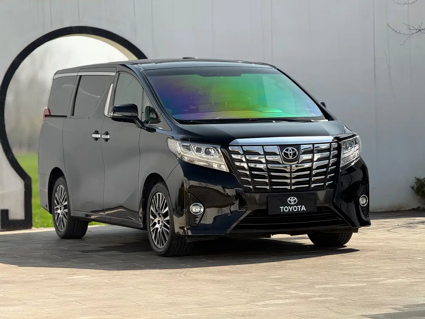 Toyota Alphard 2015 3.5L Luxury Edition фото 3