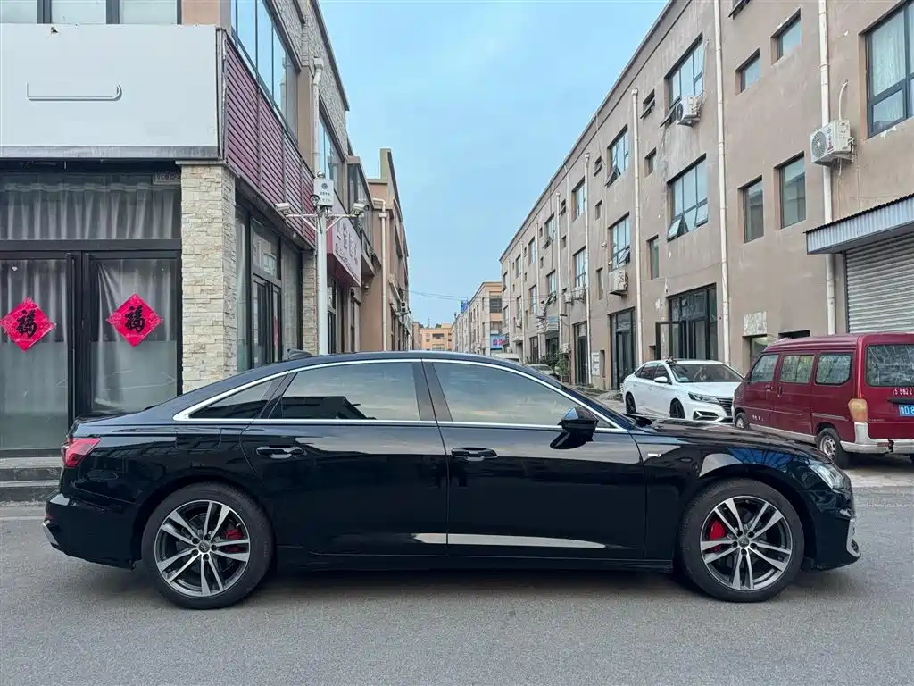 Audi A6L 2020 40 TFSI Luxury Dynamic фото 4