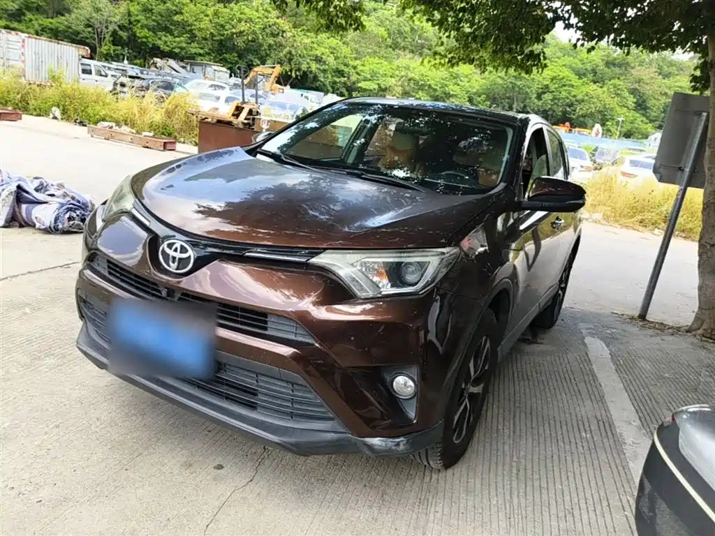 Toyota RAV4 Rongfang 2016 2.0L CVT 2WD Trend (China V)
