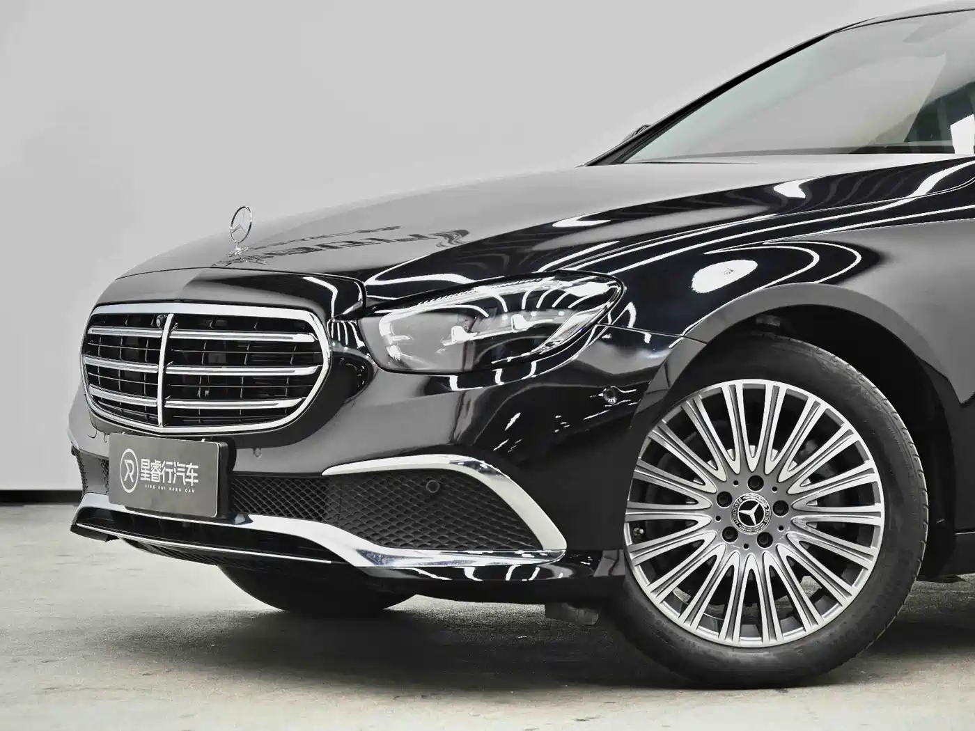 Mercedes-Benz E-Class 2022 E 300 L Luxury фото 13