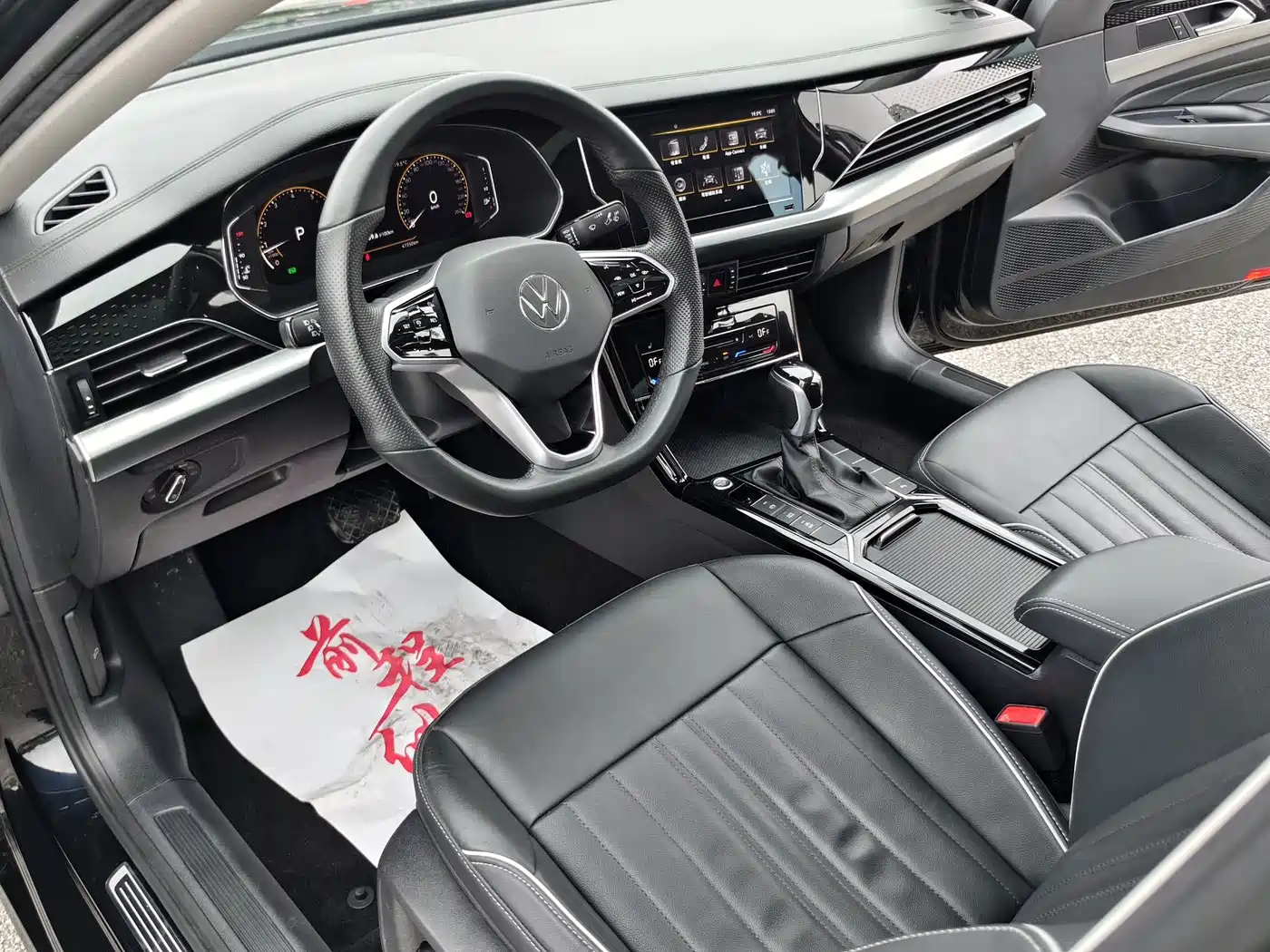 Volkswagen Passat 2023 280TSI Elite Edition фото 19