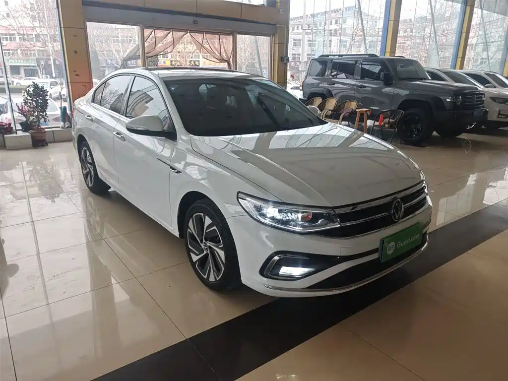 Volkswagen Bora 2023 300TSI DSG Premium Edition фото 4