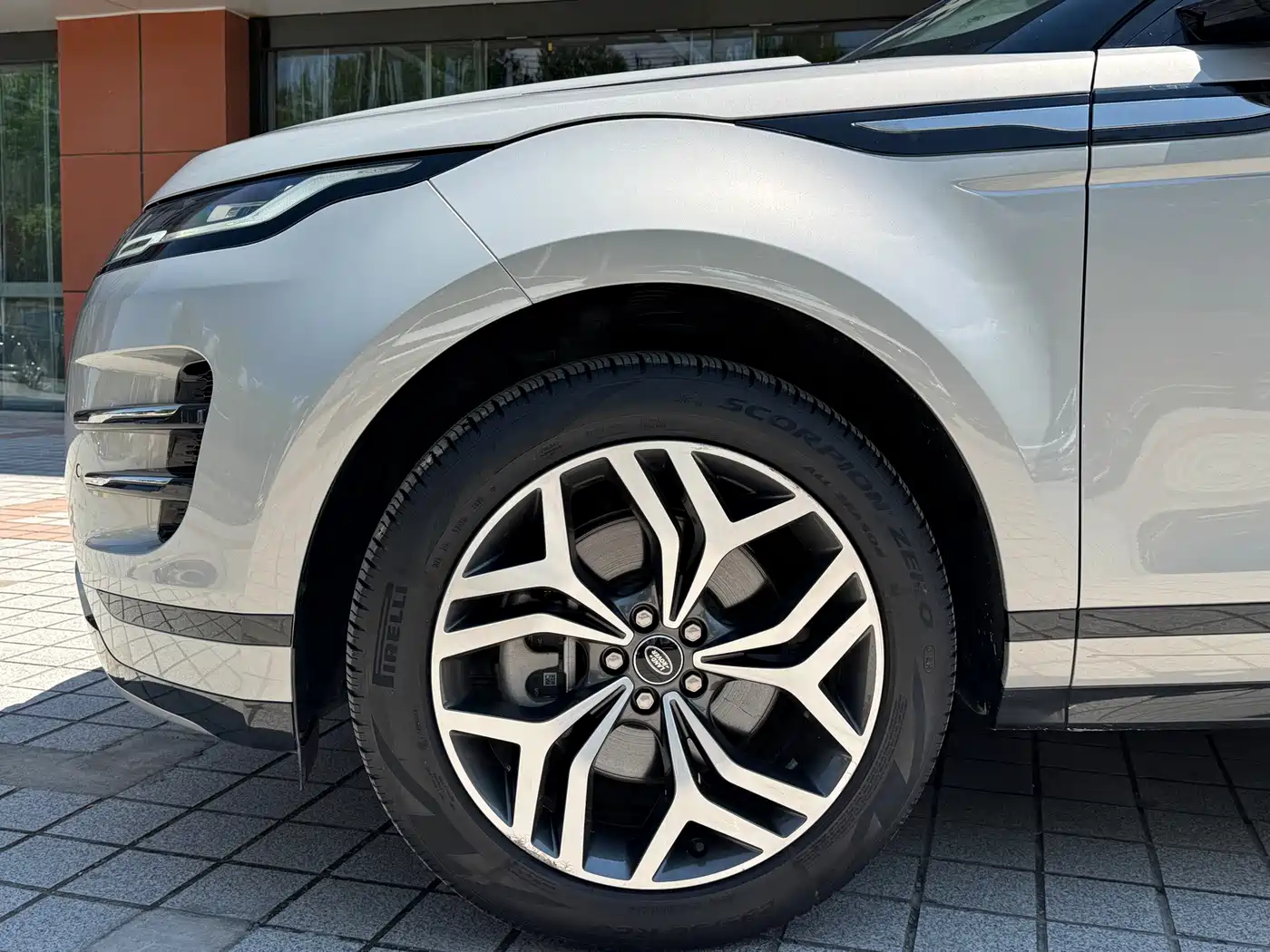 Фото 5 - Land Rover Range Rover Evoque