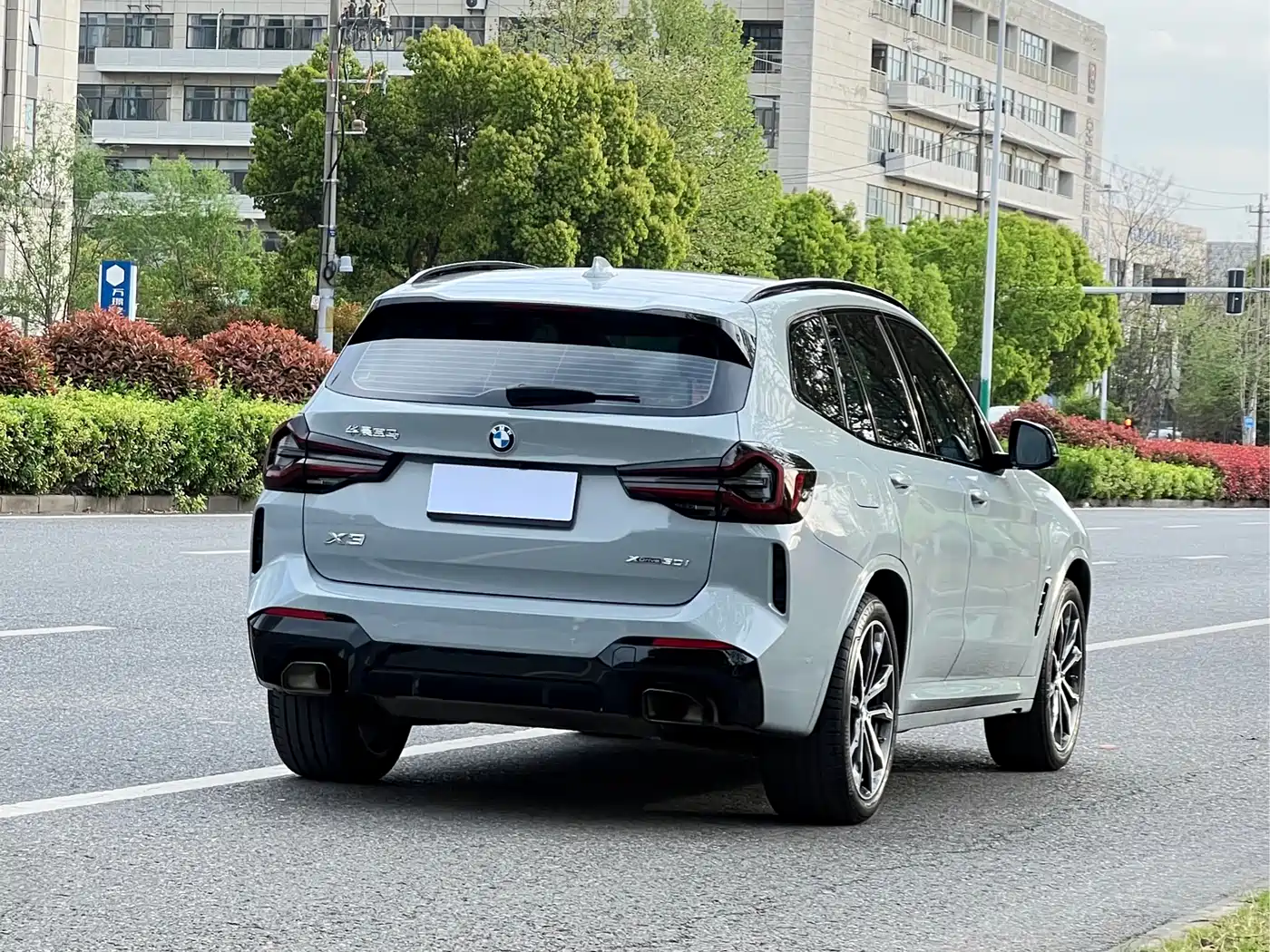 BMW X3 2023 Facelift xDrive30i Leading M Night Package фото 3