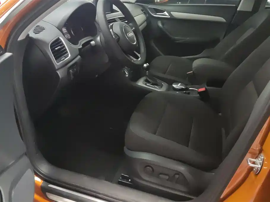 Audi Q3 2015 30 TFSI Progressive фото 9