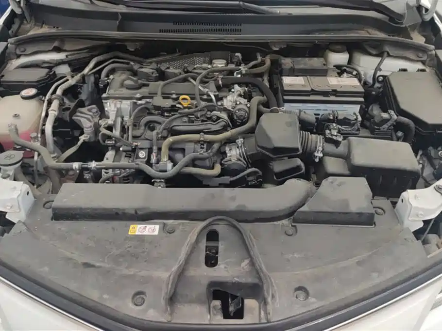 Toyota Corolla Twin Engine E+ 2019 1.8L E-CVT Leading Edition фото 10