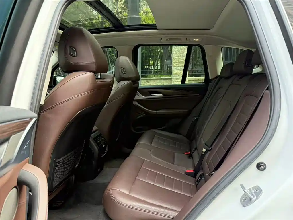 BMW X3 2021 xDrive28i Luxury Package фото 10
