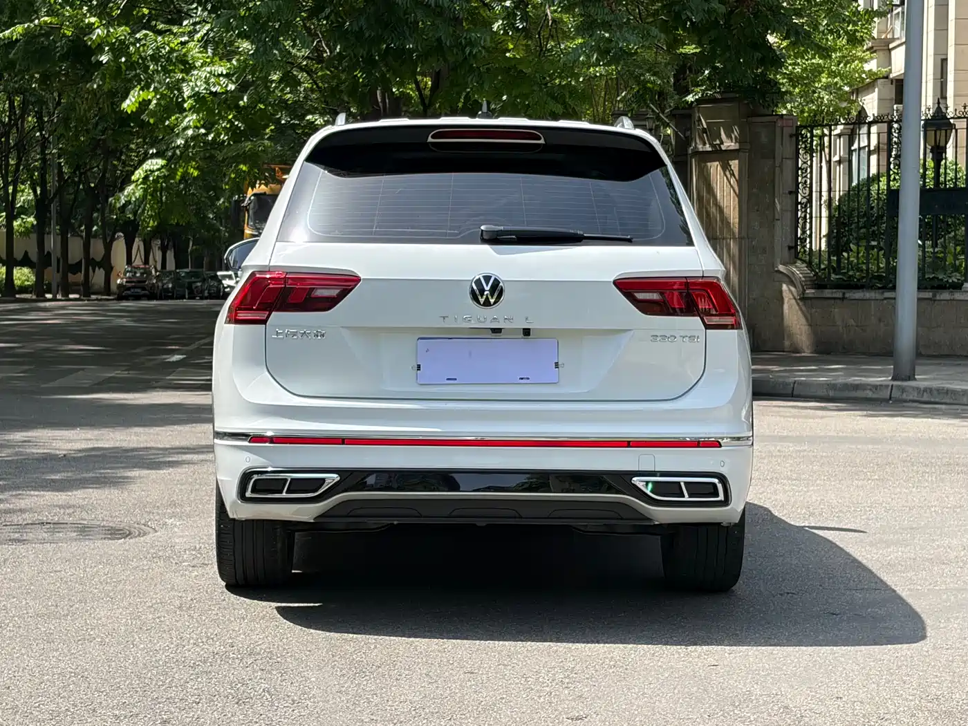 Volkswagen Tiguan L 2024 Outstanding 330TSI Auto 2WD R-Line Dragon Glory Edition фото 7