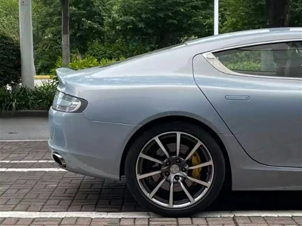 Aston Martin Rapide 2017 6.0L S фото 6