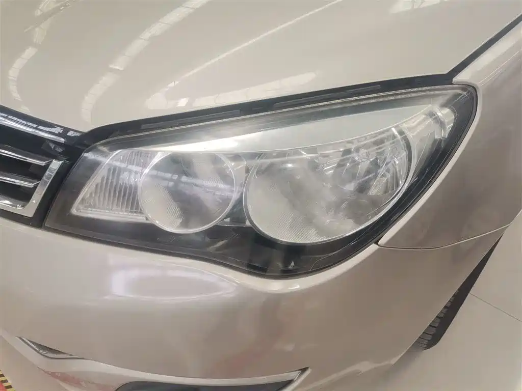 Roewe 350 2015 2015 Model 1.5L Manual Luxury Sunroof Edition