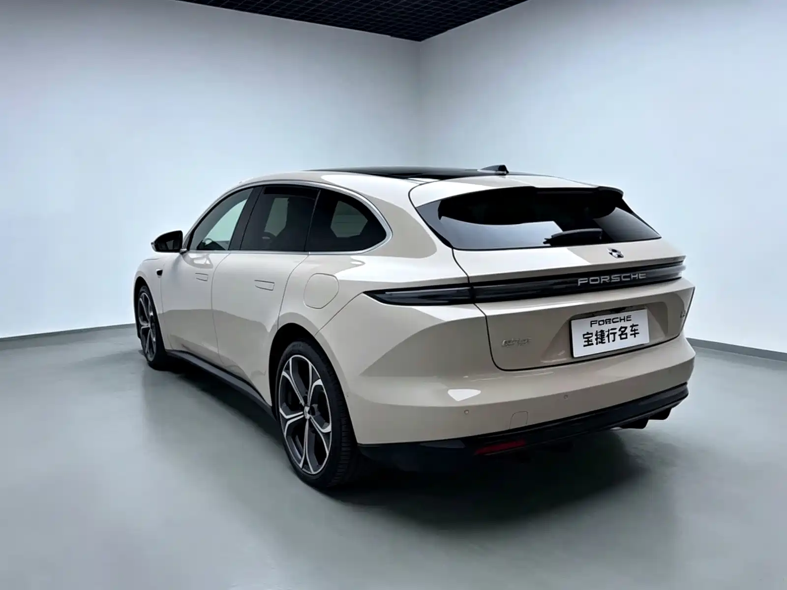 Фото 5 - NIO ET5T