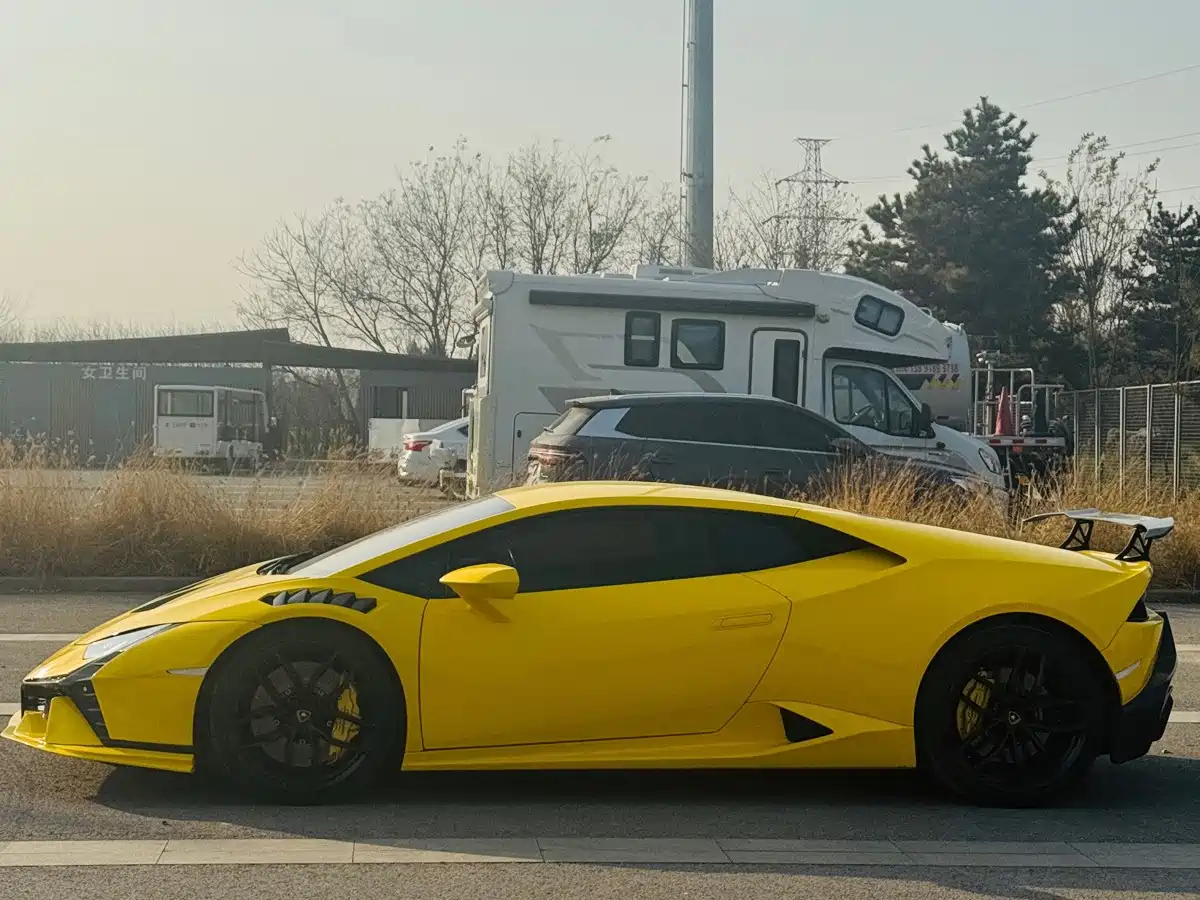 Фото 5 - Lamborghini Huracán