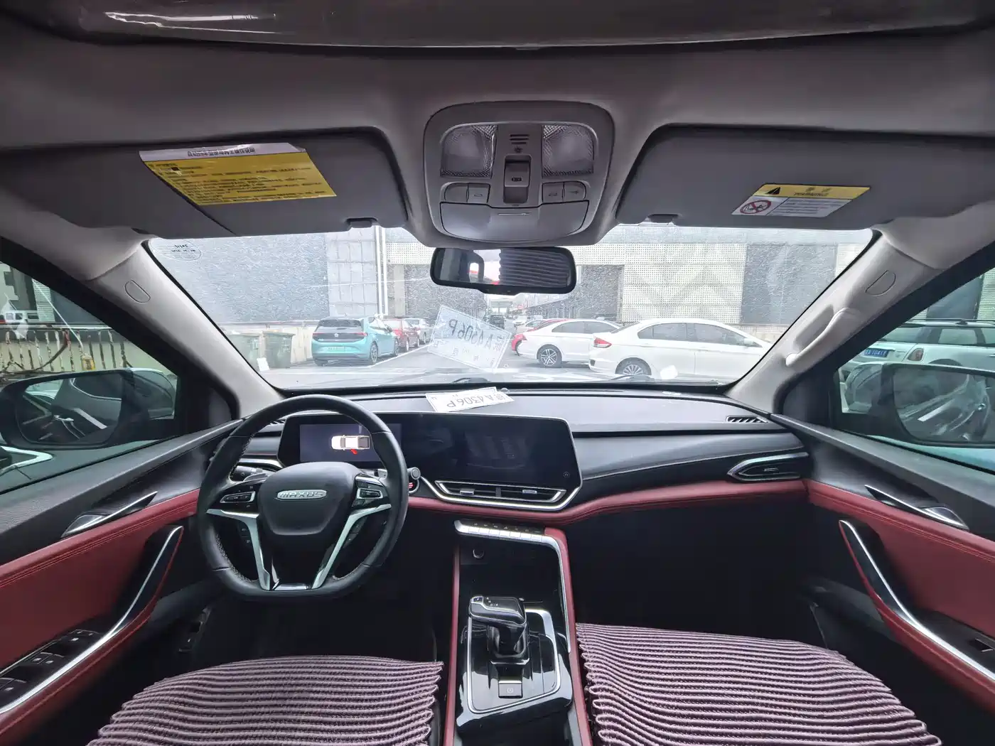 SAIC Maxus Maxus T90 2021 2.0T Twin-Turbo Auto 2WD High Chassis Luxury Standard Bed фото 11